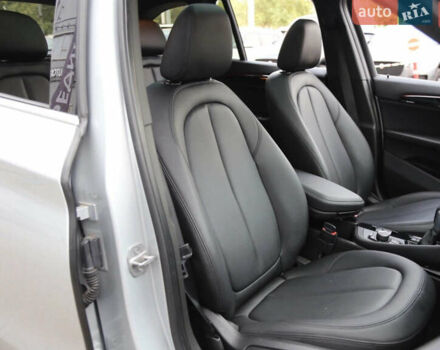 Сірий БМВ Х1, об'ємом двигуна 2 л та пробігом 90 тис. км за 19300 $, фото 11 на Automoto.ua