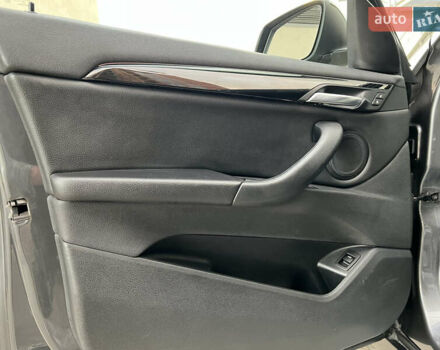 Сірий БМВ Х1, об'ємом двигуна 2 л та пробігом 191 тис. км за 14590 $, фото 19 на Automoto.ua