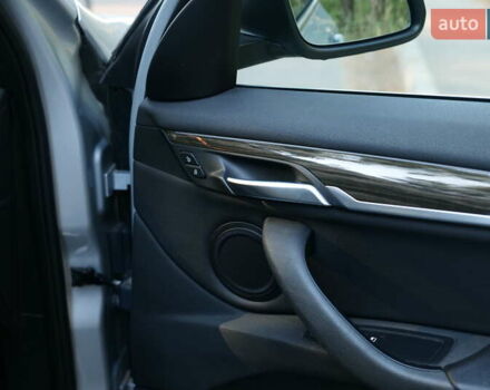 Сірий БМВ Х1, об'ємом двигуна 2 л та пробігом 111 тис. км за 17000 $, фото 32 на Automoto.ua