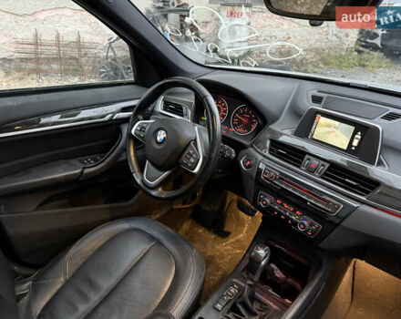 Серый БМВ Х1, объемом двигателя 2 л и пробегом 175 тыс. км за 10700 $, фото 34 на Automoto.ua