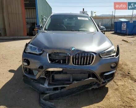 Серый БМВ Х1, объемом двигателя 2 л и пробегом 100 тыс. км за 3000 $, фото 4 на Automoto.ua