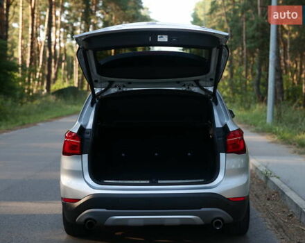 Сірий БМВ Х1, об'ємом двигуна 2 л та пробігом 111 тис. км за 17000 $, фото 7 на Automoto.ua