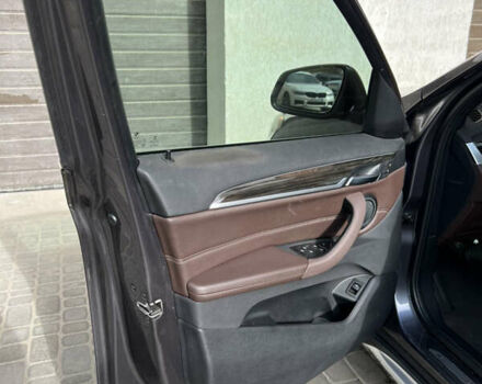 Сірий БМВ Х1, об'ємом двигуна 2 л та пробігом 164 тис. км за 16500 $, фото 11 на Automoto.ua