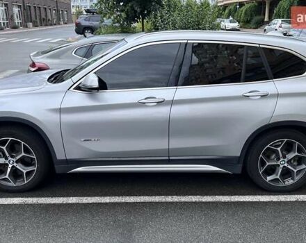 Сірий БМВ Х1, об'ємом двигуна 2 л та пробігом 220 тис. км за 17000 $, фото 4 на Automoto.ua