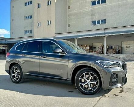 Сірий БМВ Х1, об'ємом двигуна 2 л та пробігом 95 тис. км за 18499 $, фото 4 на Automoto.ua