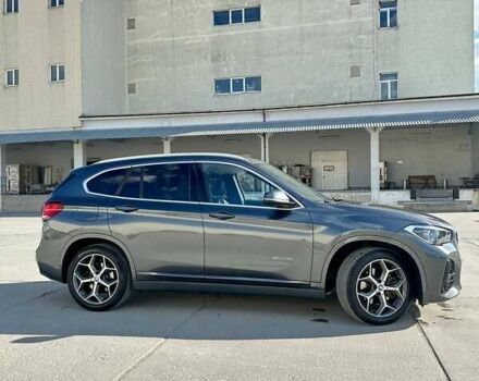 Сірий БМВ Х1, об'ємом двигуна 2 л та пробігом 95 тис. км за 18499 $, фото 1 на Automoto.ua