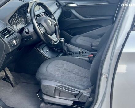 Сірий БМВ Х1, об'ємом двигуна 2 л та пробігом 110 тис. км за 22100 $, фото 11 на Automoto.ua