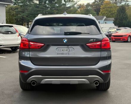 Серый БМВ Х1, объемом двигателя 2 л и пробегом 37 тыс. км за 10200 $, фото 5 на Automoto.ua