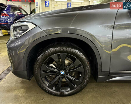 Сірий БМВ Х1, об'ємом двигуна 2 л та пробігом 53 тис. км за 29999 $, фото 11 на Automoto.ua