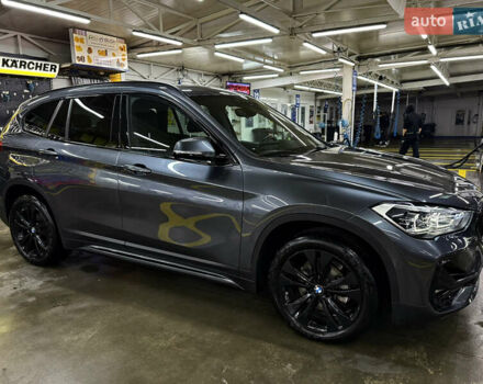 Сірий БМВ Х1, об'ємом двигуна 2 л та пробігом 53 тис. км за 29999 $, фото 1 на Automoto.ua