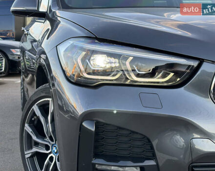 Серый БМВ Х1, объемом двигателя 1.5 л и пробегом 39 тыс. км за 32700 $, фото 2 на Automoto.ua