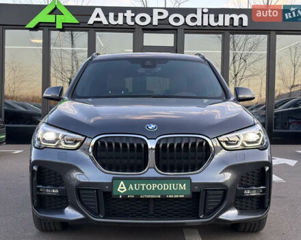 Серый БМВ Х1, объемом двигателя 1.5 л и пробегом 39 тыс. км за 32700 $, фото 3 на Automoto.ua