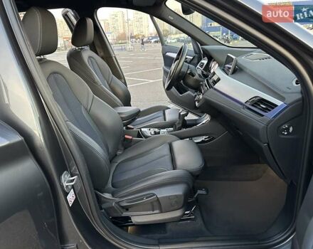 Серый БМВ Х1, объемом двигателя 2 л и пробегом 25 тыс. км за 34999 $, фото 18 на Automoto.ua