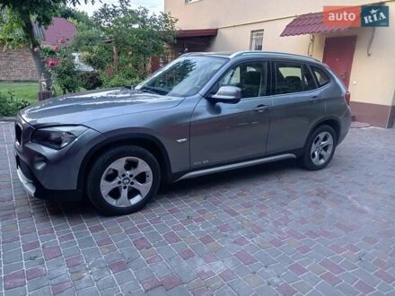 Сірий БМВ Х1, об'ємом двигуна 2 л та пробігом 208 тис. км за 10800 $, фото 1 на Automoto.ua