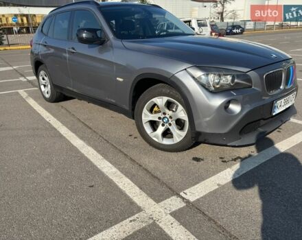 Серый БМВ Х1, объемом двигателя 2 л и пробегом 294 тыс. км за 11500 $, фото 1 на Automoto.ua