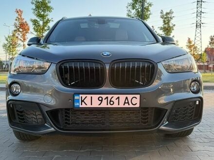 Сірий БМВ Х1, об'ємом двигуна 2 л та пробігом 240 тис. км за 14800 $, фото 1 на Automoto.ua