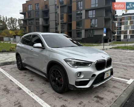 Сірий БМВ Х1, об'ємом двигуна 2 л та пробігом 188 тис. км за 11500 $, фото 1 на Automoto.ua