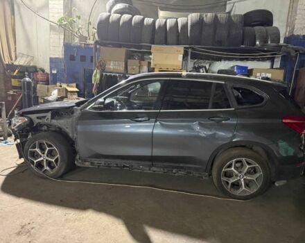 Серый БМВ Х1, объемом двигателя 0 л и пробегом 50 тыс. км за 10000 $, фото 1 на Automoto.ua