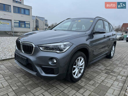 Сірий БМВ Х1, об'ємом двигуна 0 л та пробігом 199 тис. км за 18000 $, фото 1 на Automoto.ua