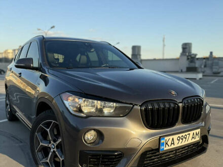 Сірий БМВ Х1, об'ємом двигуна 2 л та пробігом 52 тис. км за 28000 $, фото 1 на Automoto.ua