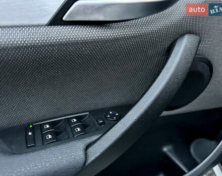 Синий БМВ Х1, объемом двигателя 2 л и пробегом 200 тыс. км за 9999 $, фото 17 на Automoto.ua