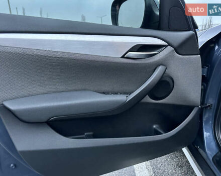 Синий БМВ Х1, объемом двигателя 2 л и пробегом 200 тыс. км за 9999 $, фото 22 на Automoto.ua