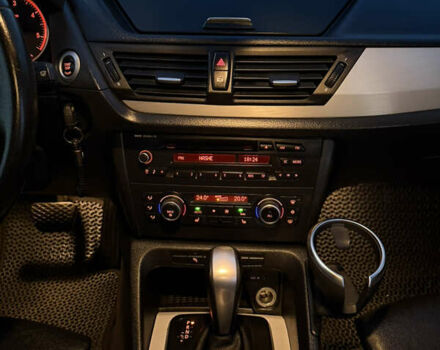 Синий БМВ Х1, объемом двигателя 2 л и пробегом 297 тыс. км за 11700 $, фото 45 на Automoto.ua