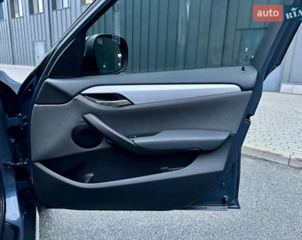 Синий БМВ Х1, объемом двигателя 2 л и пробегом 200 тыс. км за 9999 $, фото 32 на Automoto.ua