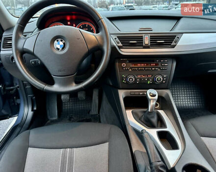 Синий БМВ Х1, объемом двигателя 2 л и пробегом 200 тыс. км за 9999 $, фото 49 на Automoto.ua