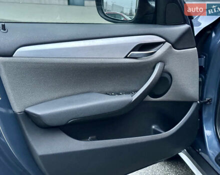 Синий БМВ Х1, объемом двигателя 2 л и пробегом 200 тыс. км за 9999 $, фото 40 на Automoto.ua