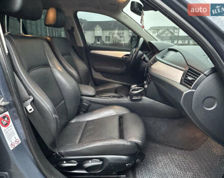Синій БМВ Х1, об'ємом двигуна 2 л та пробігом 297 тис. км за 11499 $, фото 22 на Automoto.ua