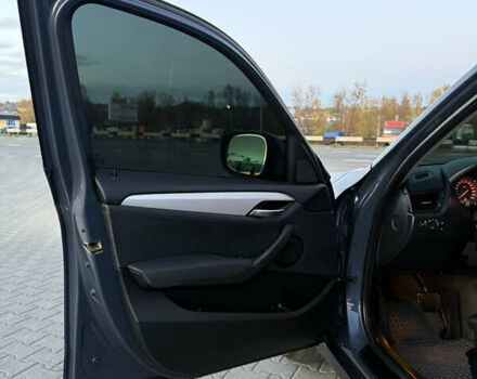 Синий БМВ Х1, объемом двигателя 2 л и пробегом 297 тыс. км за 11700 $, фото 26 на Automoto.ua