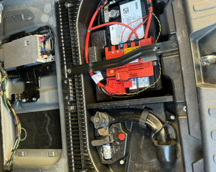 Синій БМВ Х1, об'ємом двигуна 2 л та пробігом 269 тис. км за 10900 $, фото 27 на Automoto.ua