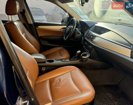 Синій БМВ Х1, об'ємом двигуна 2 л та пробігом 269 тис. км за 10900 $, фото 23 на Automoto.ua