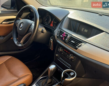 Синій БМВ Х1, об'ємом двигуна 2 л та пробігом 269 тис. км за 10900 $, фото 24 на Automoto.ua