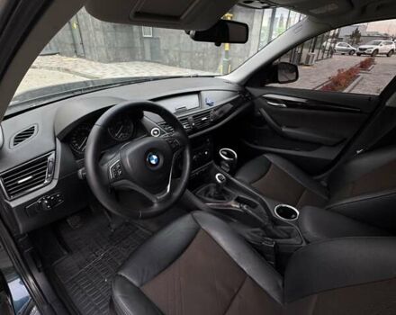 Синий БМВ Х1, объемом двигателя 2 л и пробегом 290 тыс. км за 10900 $, фото 14 на Automoto.ua