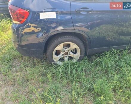 Синий БМВ Х1, объемом двигателя 2 л и пробегом 50 тыс. км за 6000 $, фото 9 на Automoto.ua