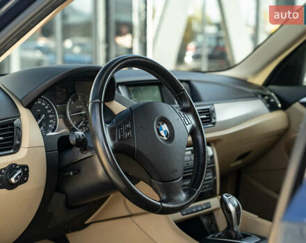 БМВ Х1 2015 в Черновцах на Automoto.ua Синий БМВ Х1, объемом двигателя 2 л и пробегом 224 тыс. км за 15500 $, фото 15 на Automoto.ua