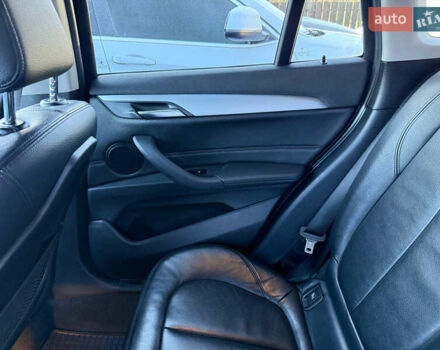 Синий БМВ Х1, объемом двигателя 2 л и пробегом 330 тыс. км за 15500 $, фото 38 на Automoto.ua