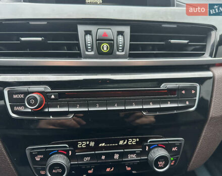 Синій БМВ Х1, об'ємом двигуна 2 л та пробігом 166 тис. км за 16700 $, фото 28 на Automoto.ua