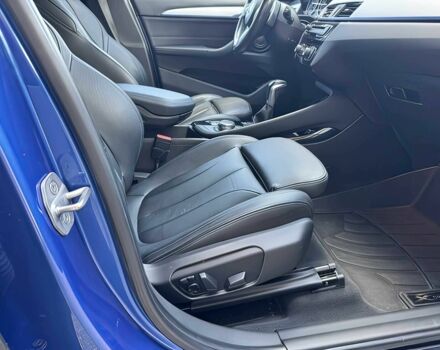 Синий БМВ Х1, объемом двигателя 2 л и пробегом 66 тыс. км за 11000 $, фото 10 на Automoto.ua