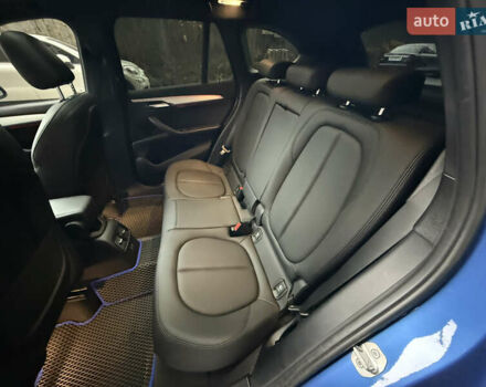 Синий БМВ Х1, объемом двигателя 2 л и пробегом 79 тыс. км за 25000 $, фото 30 на Automoto.ua