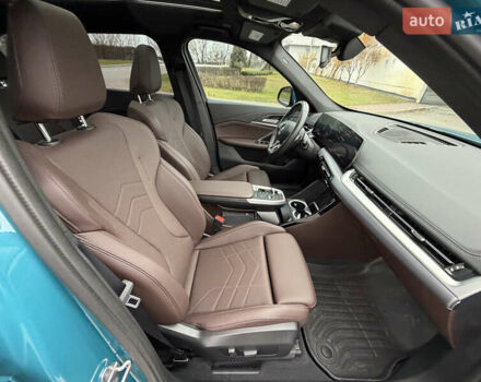 Синий БМВ Х1, объемом двигателя 2 л и пробегом 13 тыс. км за 40799 $, фото 37 на Automoto.ua