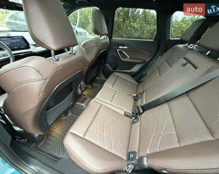 Синий БМВ Х1, объемом двигателя 2 л и пробегом 13 тыс. км за 40799 $, фото 27 на Automoto.ua