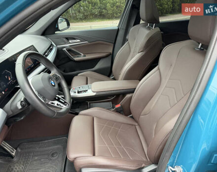 Синий БМВ Х1, объемом двигателя 2 л и пробегом 13 тыс. км за 40799 $, фото 15 на Automoto.ua