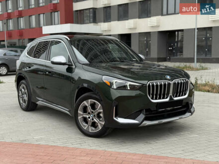 БМВ Х1 2023 в Киеве на Automoto.ua Зеленый БМВ Х1, объемом двигателя 2 л и пробегом 23 тыс. км за 43500 $, фото 1 на Automoto.ua