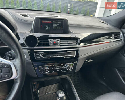 Белый БМВ X2, объемом двигателя 2 л и пробегом 119 тыс. км за 22500 $, фото 15 на Automoto.ua