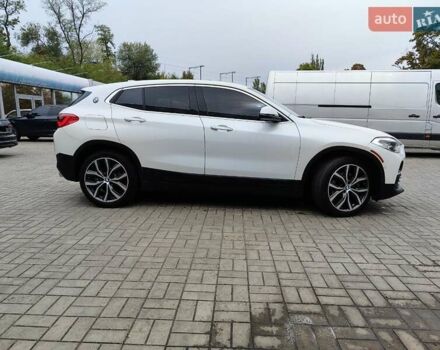 Белый БМВ X2, объемом двигателя 2 л и пробегом 50 тыс. км за 23400 $, фото 13 на Automoto.ua