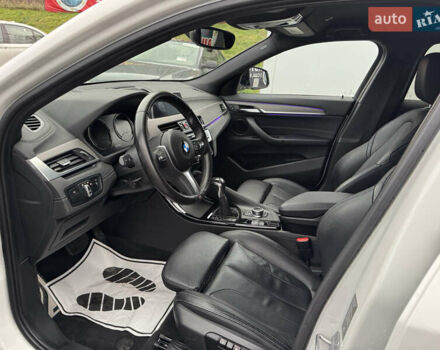 Белый БМВ X2, объемом двигателя 2 л и пробегом 122 тыс. км за 19980 $, фото 21 на Automoto.ua