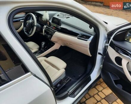 Білий БМВ X2, об'ємом двигуна 2 л та пробігом 93 тис. км за 21200 $, фото 6 на Automoto.ua